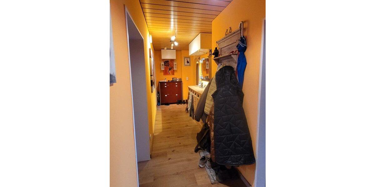 Etagenwohnung Forstinning - 4 Zimmer, 88 m&sup2;, 1.400&euro; | Angebot:26546231