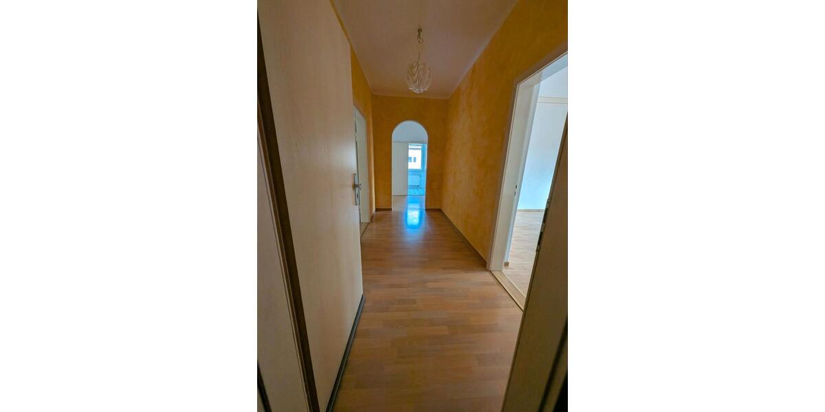 Etagenwohnung Arnstein - 3 Zimmer, 93 m&sup2;, 858&euro; | Angebot:20549621