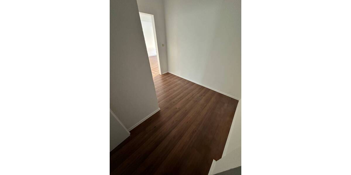 Etagenwohnung Wilhelmshaven Innenstadt - 2 Zimmer, 68 m&sup2;, 415&euro; | Angebot:25696197