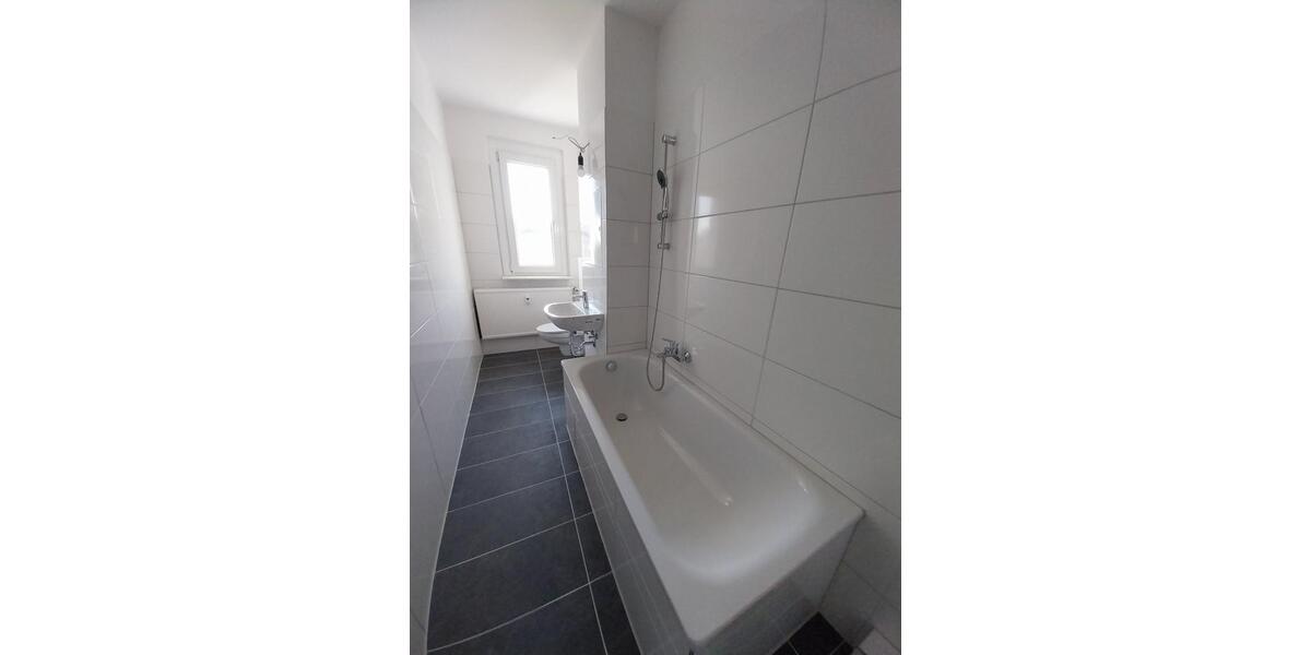 Etagenwohnung Drebach - 4 Zimmer, 76 m&sup2;, 455&euro; | Angebot:23252294