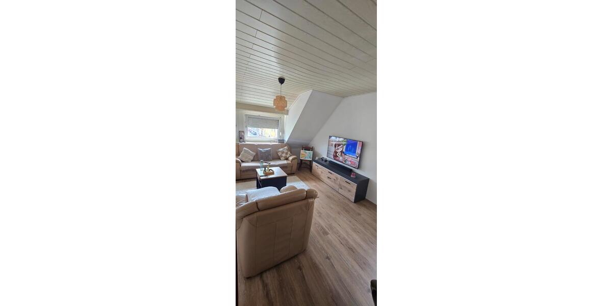 Dachgeschoßwohnung Emmerich am Rhein - 1 Zimmer, 53 m&sup2;, 490&euro; | Angebot:26564964
