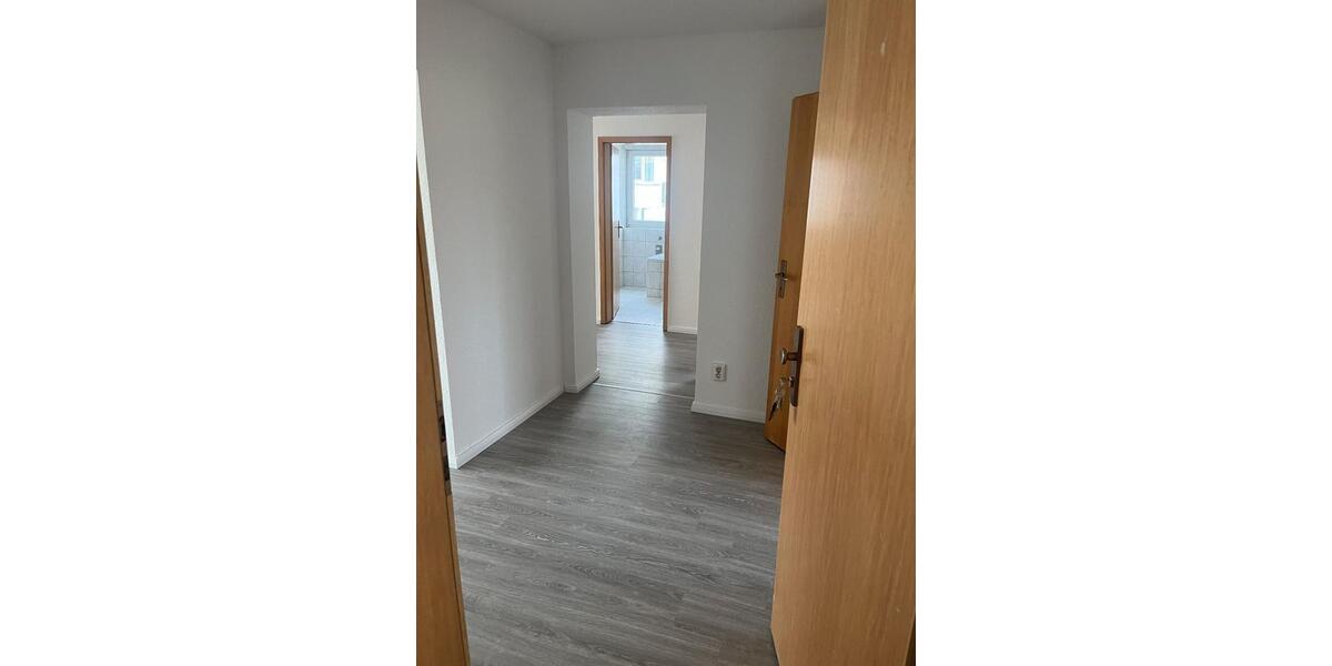 Etagenwohnung Neuburg - 4 Zimmer, 86 m&sup2;, 780&euro; | Angebot:25719784