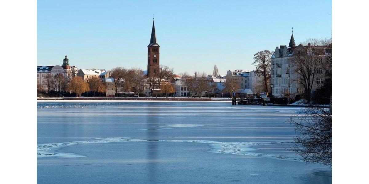 Dachgeschoßwohnung Berlin Treptow-Köpenick - 2 Zimmer, 47 m&sup2;, 1.127&euro; | Angebot:26002262