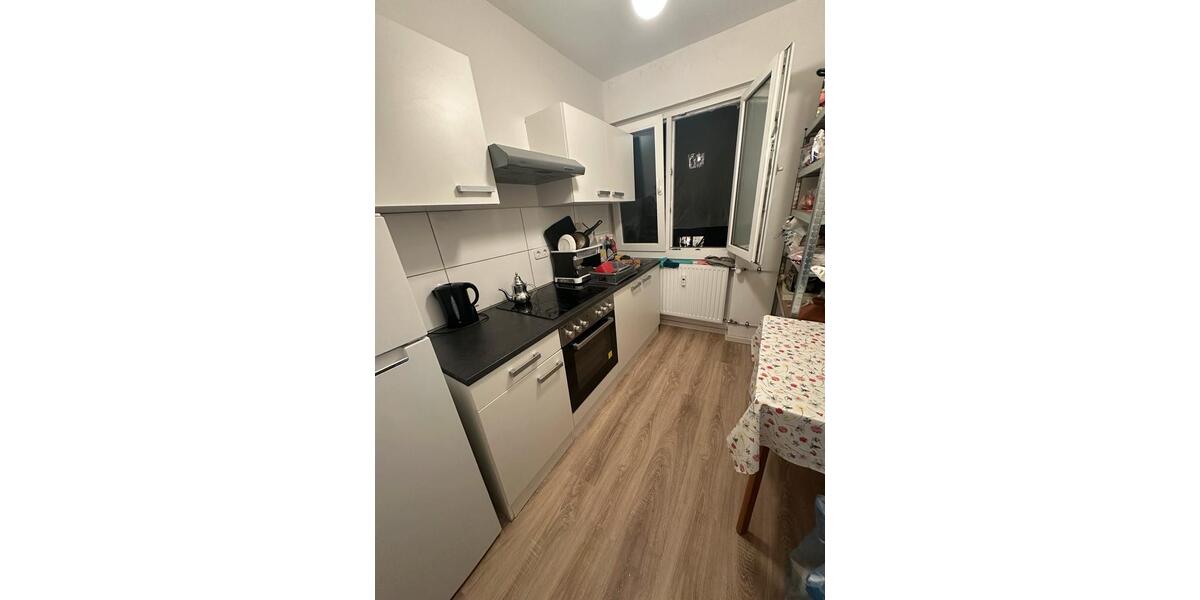 Wohnen auf Zeit Essen Stadtkern - 3 Zimmer, 15 m&sup2;, 390&euro; | Angebot:24831039