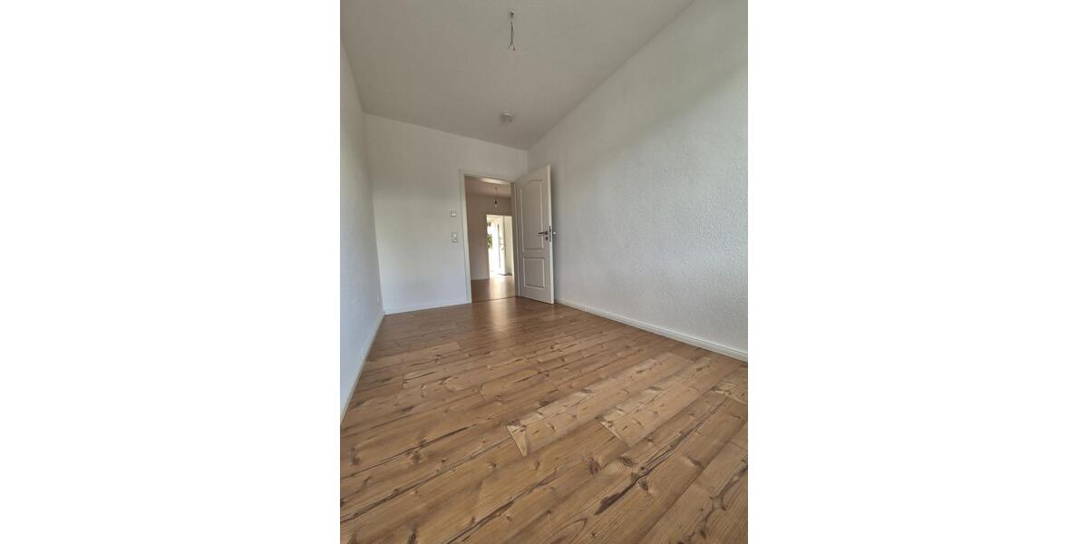 Etagenwohnung Neuburg - 4 Zimmer, 108 m&sup2;, 1.299&euro; | Angebot:26034234