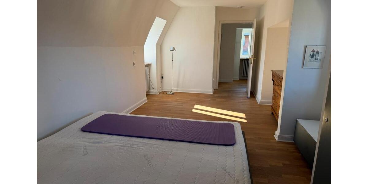 Dachgeschoßwohnung Bernkastel-Kues Kues - 3 Zimmer, 90 m&sup2;, 1.190&euro; | Angebot:25307347