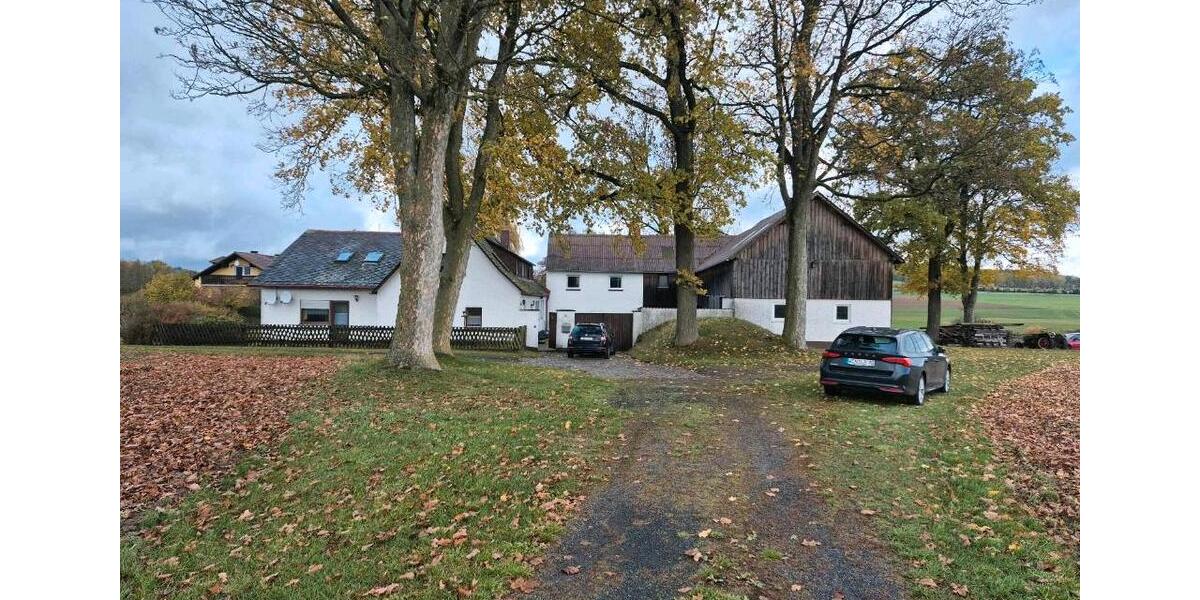 Erdgeschoßwohnung Konnersreuth - 3 Zimmer, 129 m&sup2;, 750&euro; | Angebot:25907825