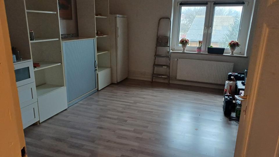 Etagenwohnung Gröningen - 5 Zimmer, 148 m&sup2;, 900&euro; | Angebot:26047050