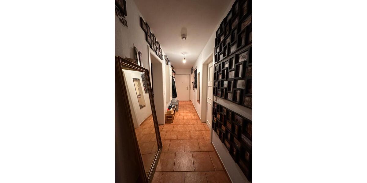 Etagenwohnung Eriskirch - 3.5 Zimmer, 98 m&sup2;, 1.200&euro; | Angebot:24870127