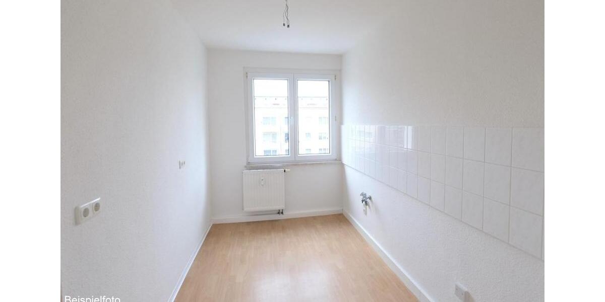 Erdgeschoßwohnung Saalfeld (Saale) - 1 Zimmer, 33 m&sup2;, 198&euro; | Angebot:26235277