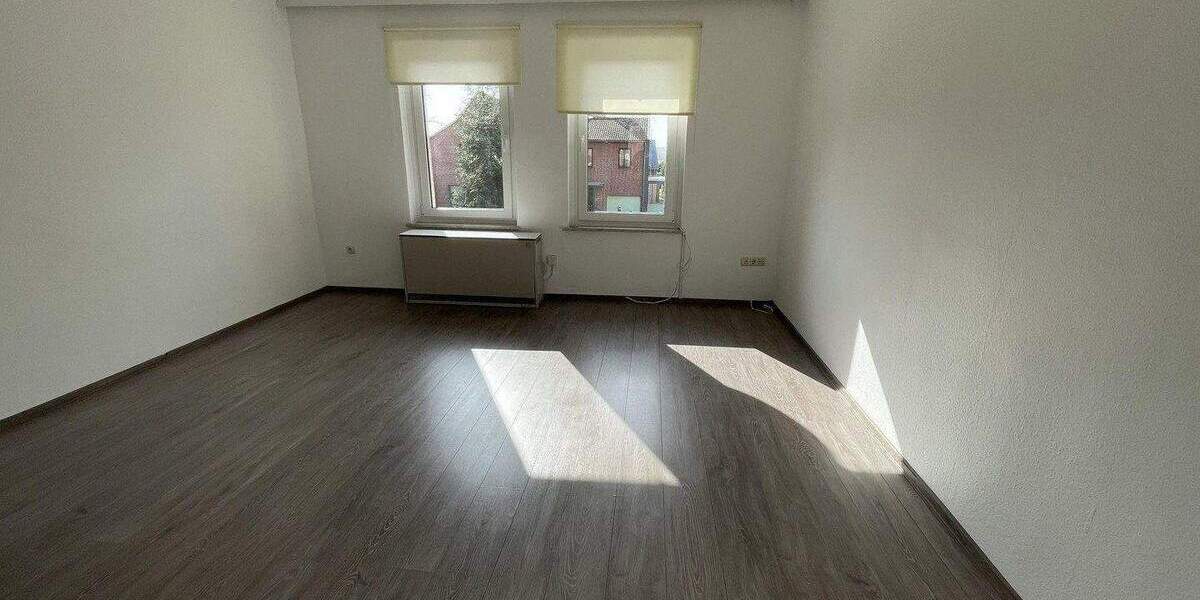 Etagenwohnung Helmstedt Emmerstedt - 3 Zimmer, 71 m&sup2;, 643&euro; | Angebot:25910303