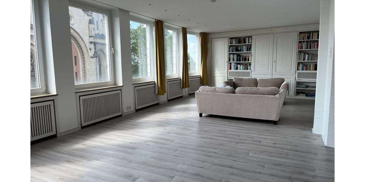 Etagenwohnung Essen Stadtkern - 4 Zimmer, 176 m&sup2;, 1.750&euro; | Angebot:26109745