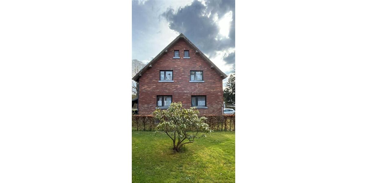 Einfamilienhaus Roetgen - 8 Zimmer, 120 m&sup2;, 950&euro; | Angebot:26215499