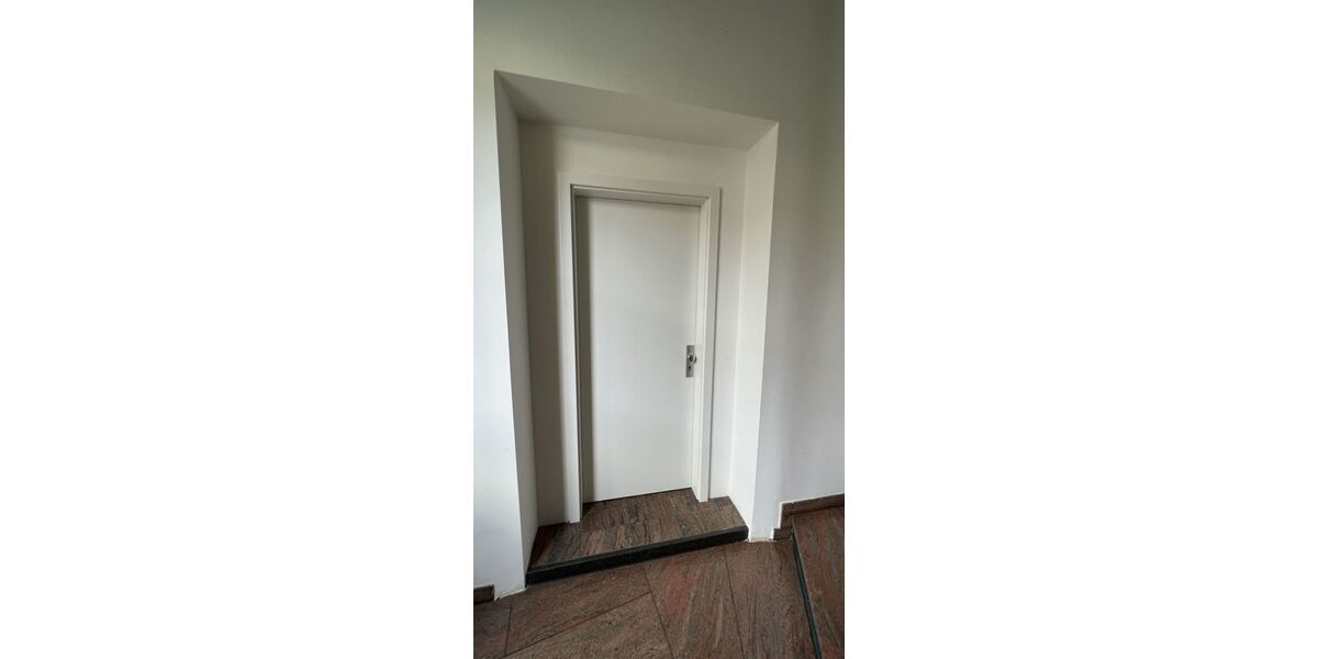 Repräsentatives Büro im Herzen der Stadt - Ideal für Rechtsanwaltskanzlei oder Dienstleistungspraxis - Gewerbeobjekt Mittweida | Angebot:18201268