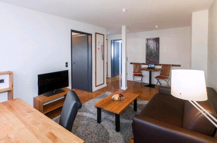 Wohnen auf Zeit Bremen - 2 Zimmer, 40 m&sup2;, 750&euro; | Angebot:26025297