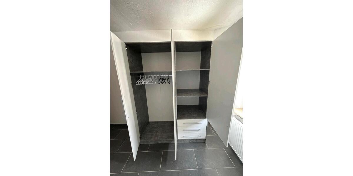 Dachgeschoßwohnung Germersheim - 5 Zimmer, 100 m&sup2;, 15&euro; | Angebot:26042576