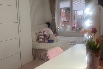 Ab 01.01 Zimmer frei,16qm vollmöbliert,nah Bergedorf Bahn & HAW 1 zimmer