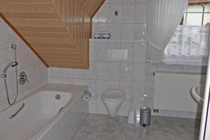 2 ZKB Dachgeschosswohnung ab 01.01.26 - Möbliert 2 zimmer