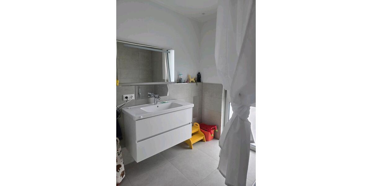 Doppelhaushälfte Norderstedt Garstedt - 6 Zimmer, 195 m&sup2;, 2.400&euro; | Angebot:26041605