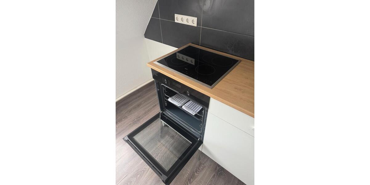 Dachgeschoßwohnung Krefeld Benrad - 2 Zimmer, 60 m&sup2;, 750&euro; | Angebot:26536681