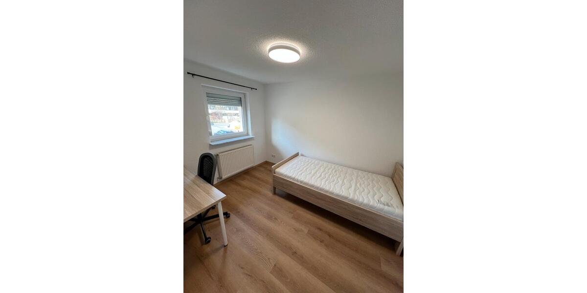 Maisonettenwohnung Villingen-Schwenningen Schwenningen - 5 Zimmer, 90 m&sup2;, 450&euro; | Angebot:25936817