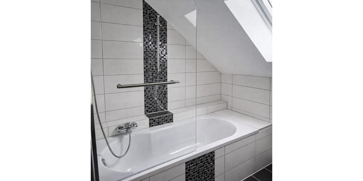 Dachgeschoßwohnung Troisdorf Altenrath - 2.5 Zimmer, 72 m&sup2;, 1.550&euro; | Angebot:24575921