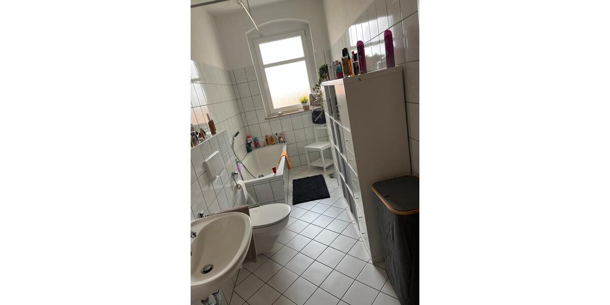 Etagenwohnung Nünchritz - 2 Zimmer, 64 m&sup2;, 440&euro; | Angebot:26232903