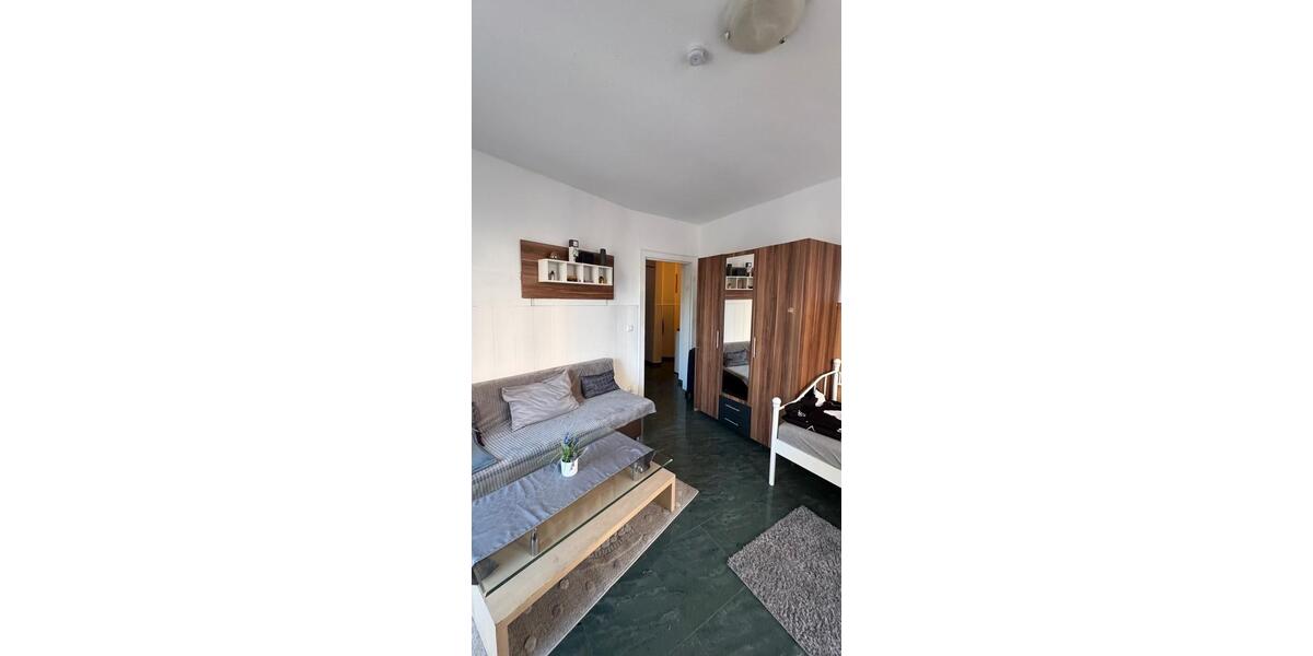 Etagenwohnung Düsseldorf Stadtbezirk 3 - 1 Zimmer, 30 m&sup2;, 800&euro; | Angebot:26660532