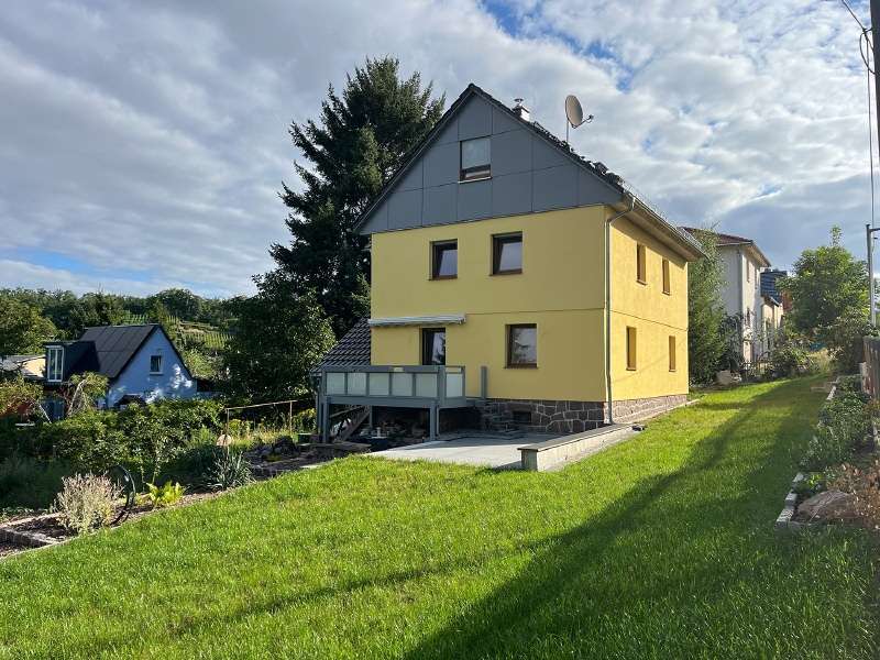 Haus zum Mieten in Weinböhla 2.300 € 155 m² 5 zimmer