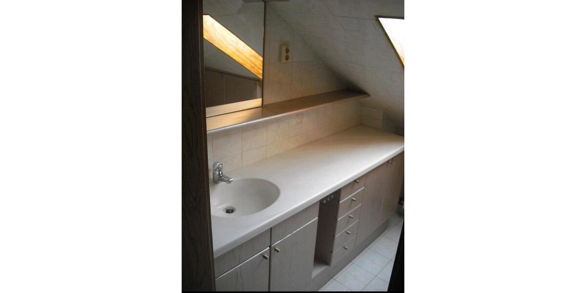 Dachgeschoßwohnung Eberdingen - 3.5 Zimmer, 64 m&sup2;, 640&euro; | Angebot:26374167