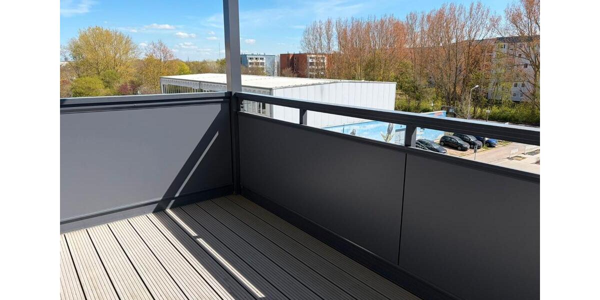 Etagenwohnung Rostock Groß-Klein - 4 Zimmer, 101 m&sup2;, 1.800&euro; | Angebot:26705592