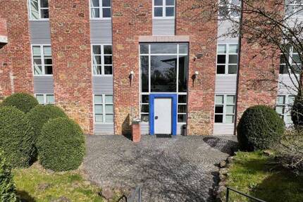 Wohnen und Arbeiten in einem - außergewöhnliche Denkmalschutzfläche sucht kreativen Nutzer 8 zimmer