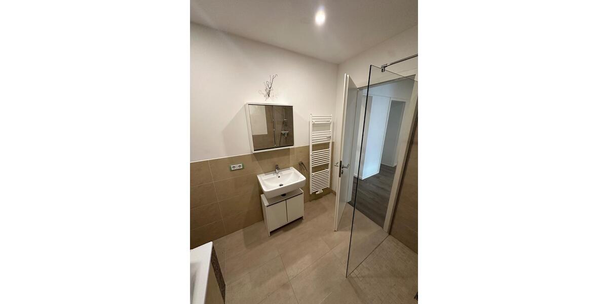 Erdgeschoßwohnung Grasleben - 4 Zimmer, 94 m&sup2;, 670&euro; | Angebot:25901440