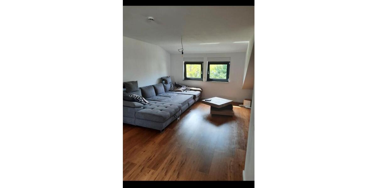 Dachgeschoßwohnung Nußloch - 1 Zimmer, 65 m&sup2;, 1.100&euro; | Angebot:24886409