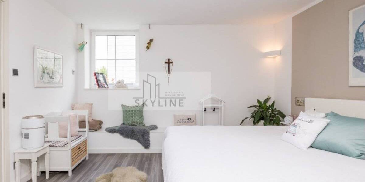 Attraktive 4-Zimmer-Wohneinheit in Ebersberg - Stilvolles Leben mit viel Platz 4 zimmer