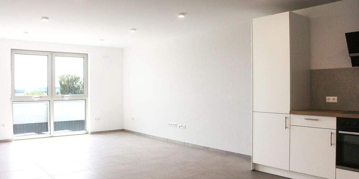 Etagenwohnung Mötzingen - 4 Zimmer, 110 m&sup2;, 1.430&euro; | Angebot:24596946