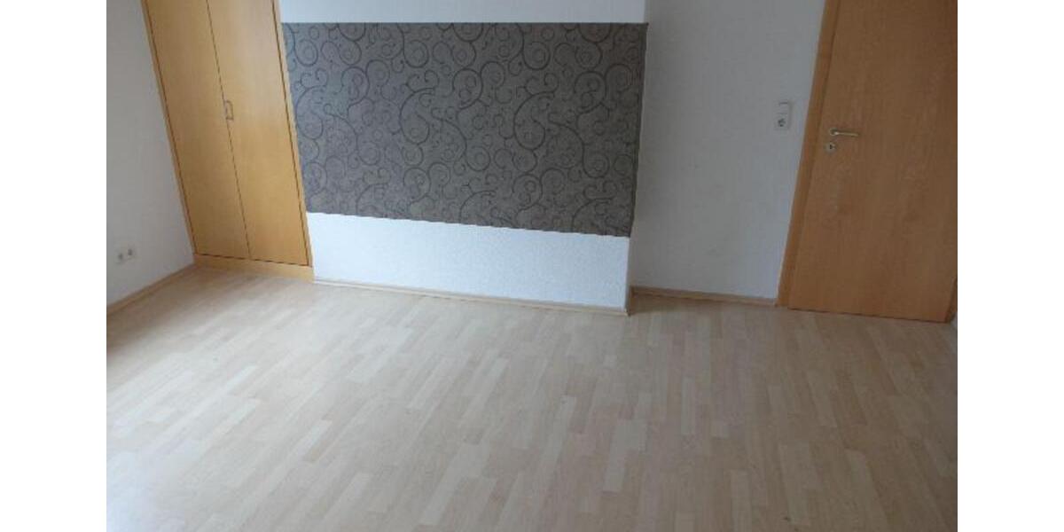 Erdgeschoßwohnung Hameln Kernstadt - 4.5 Zimmer, 140 m&sup2;, 990&euro; | Angebot:25125378