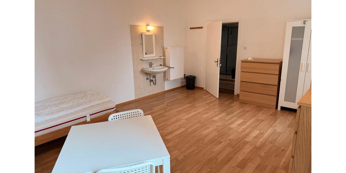 Wohnen auf Zeit Reisbach Englmannsberg - 12 Zimmer, 300 m&sup2;, 400&euro; | Angebot:26054750