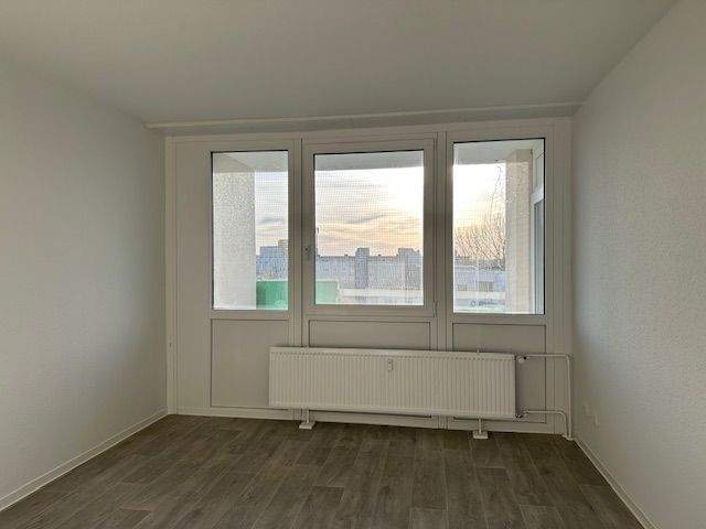 Etagenwohnung Kiel Mettenhof - 4 Zimmer, 106 m&sup2;, 1.030&euro; | Angebot:25725666