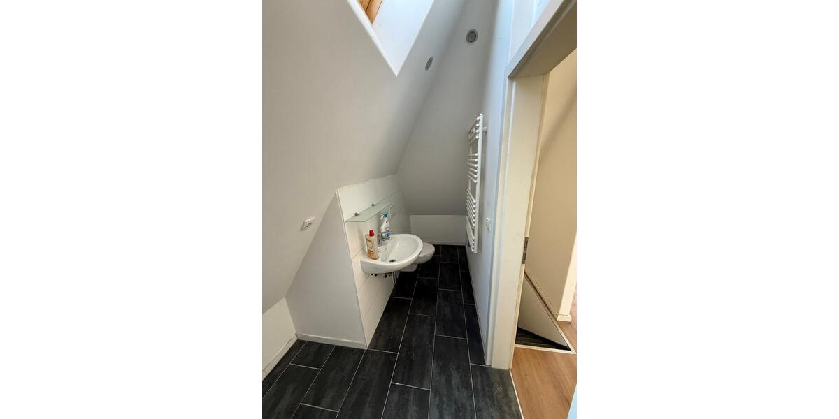 Etagenwohnung Glauchau - 5 Zimmer, 92 m&sup2;, 680&euro; | Angebot:25760197