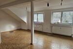 Dachgeschoßwohnung Weingarten (Baden) - 3 Zimmer, 69 m&sup2;, 700&euro; | Angebot:26070516