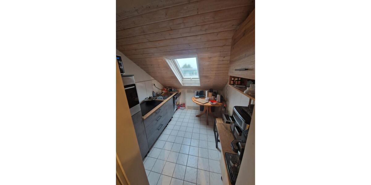 Dachgeschoßwohnung Dillingen (Saar) - 3 Zimmer, 89 m&sup2;, 700&euro; | Angebot:26227429