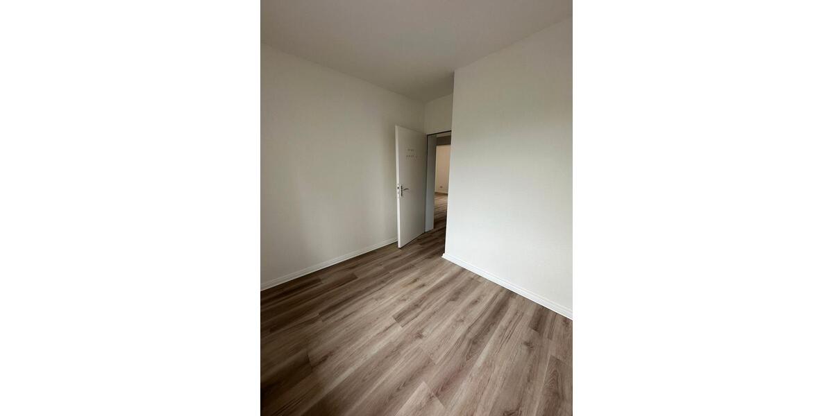 Erdgeschoßwohnung Norderstedt Glashütte - 3 Zimmer, 67 m&sup2;, 1.300&euro; | Angebot:26448146