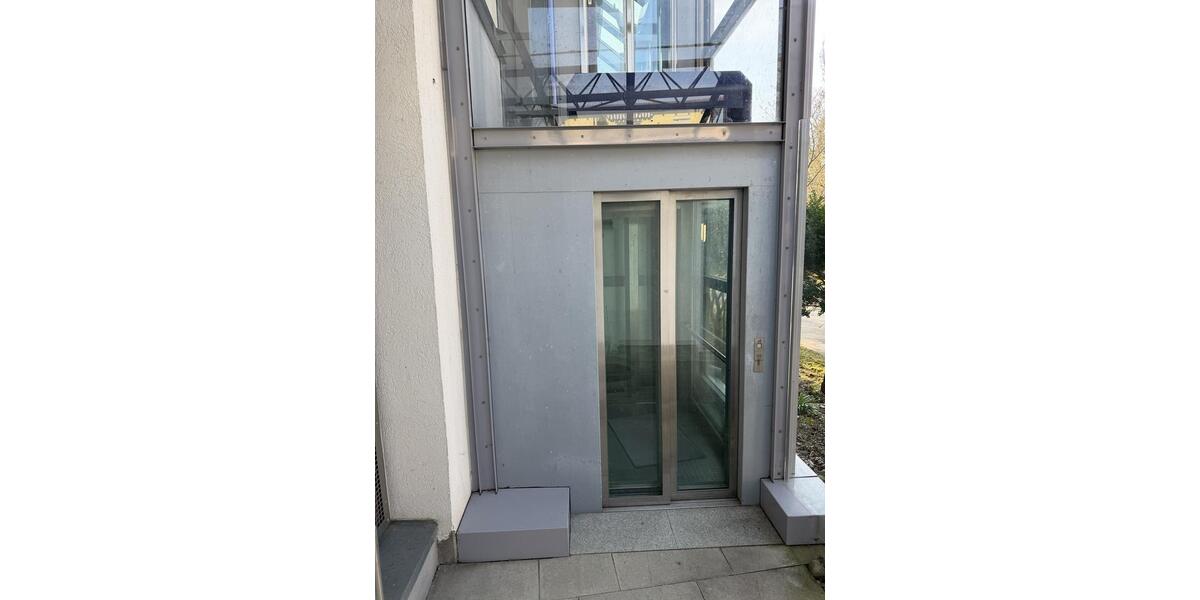 Etagenwohnung Schwabmünchen - 10 Zimmer, 200 m&sup2;, 1.900&euro; | Angebot:26251913