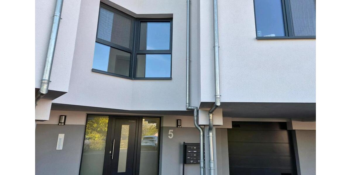 Etagenwohnung Rittersdorf - 3 Zimmer, 116 m&sup2;, 1.300&euro; | Angebot:26238645