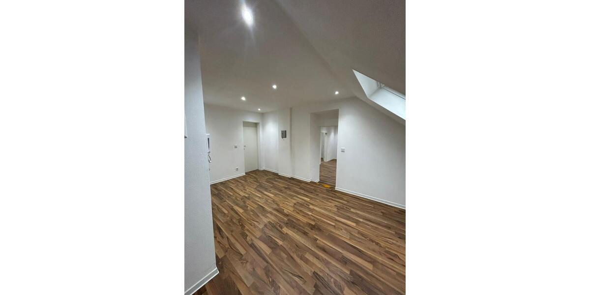 Dachgeschoßwohnung Friedrichsthal - 1 Zimmer, 80 m&sup2;, 600&euro; | Angebot:24610826