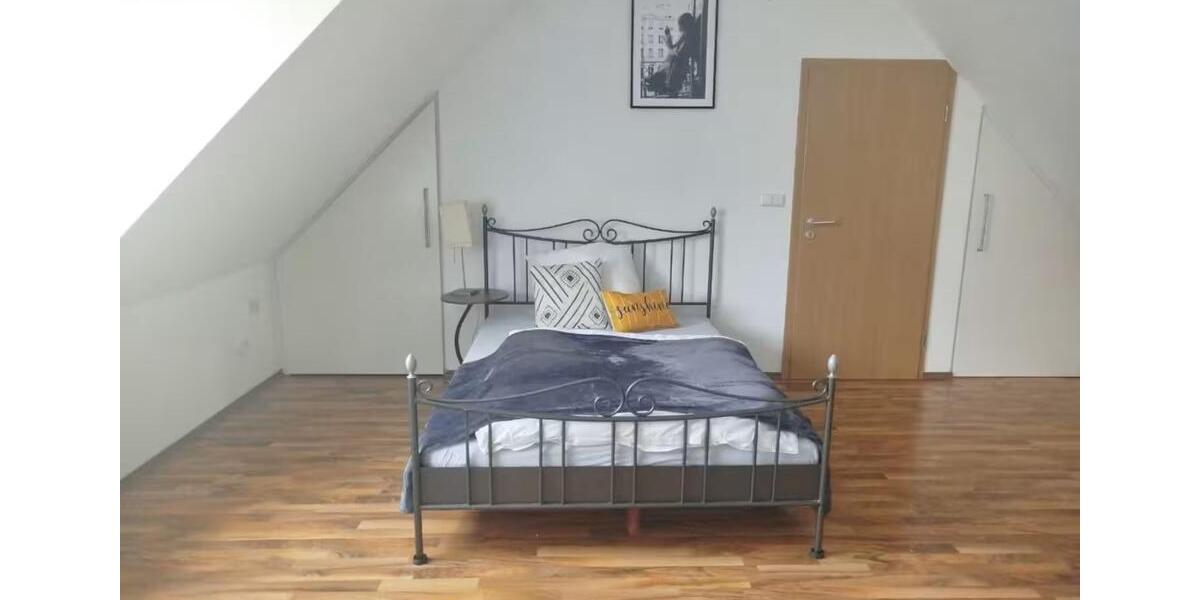 Dachgeschoßwohnung Mindelstetten - 1 Zimmer, 25 m&sup2;, 590&euro; | Angebot:25419236