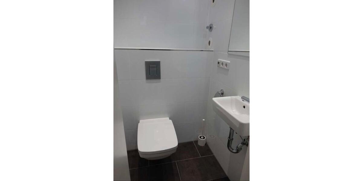 Erdgeschoßwohnung Berlin Mitte - 2.5 Zimmer, 82 m&sup2;, 1.999&euro; | Angebot:26477656