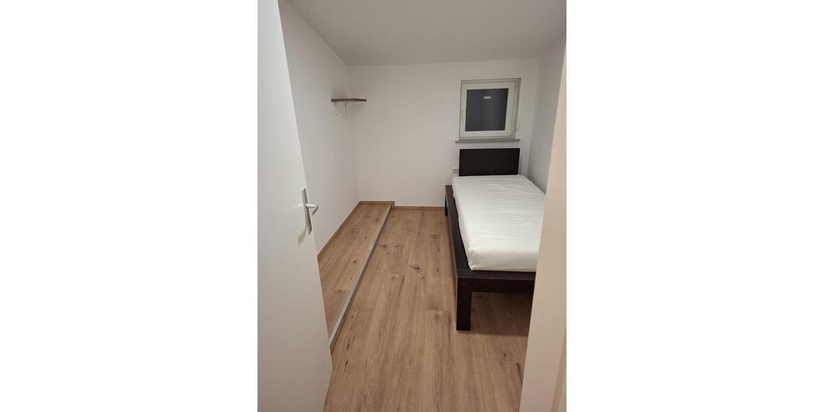 Wohnen auf Zeit Biebertal - 1 Zimmer, 12 m&sup2;, 385&euro; | Angebot:24678408
