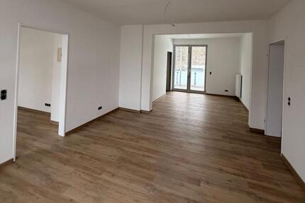 Wohnung Papenburg - 3 Zimmer, 106 m&sup2;, 850&euro; | Angebot:24977186